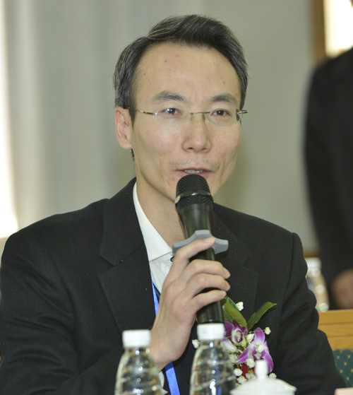 2、硅谷-人物照片1.jpg