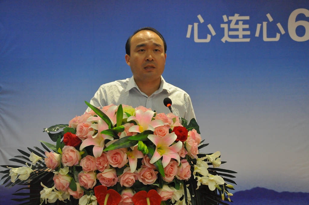 心连心总经理助理 营销中心总经理贾新潮致欢迎辞_副本.jpg