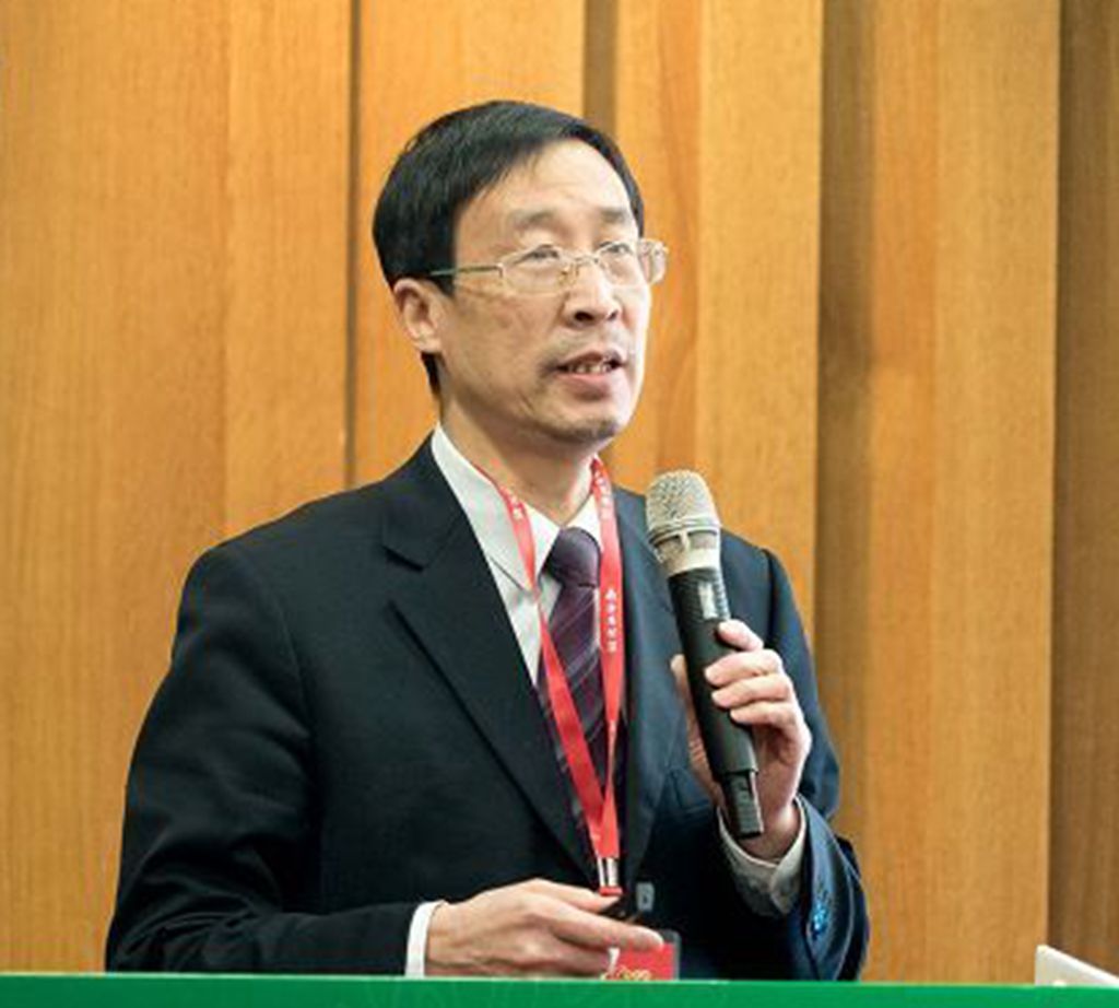 洪涛.jpg