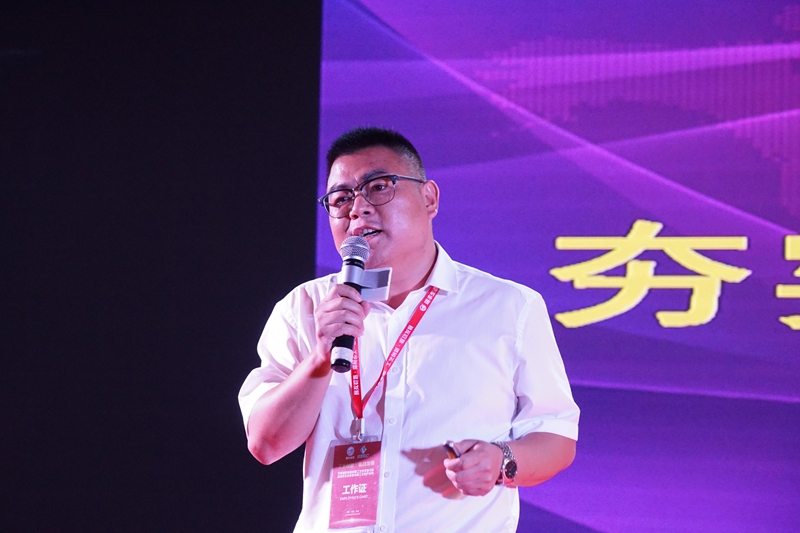 胡学敏_副本.jpg
